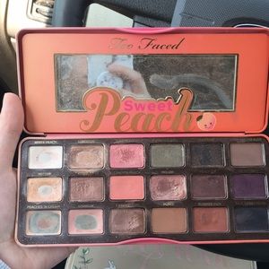 too Faced sweet peach palette